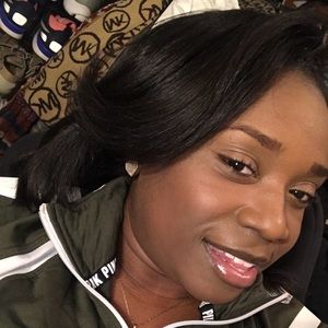 Meet your Posher, Jasmine